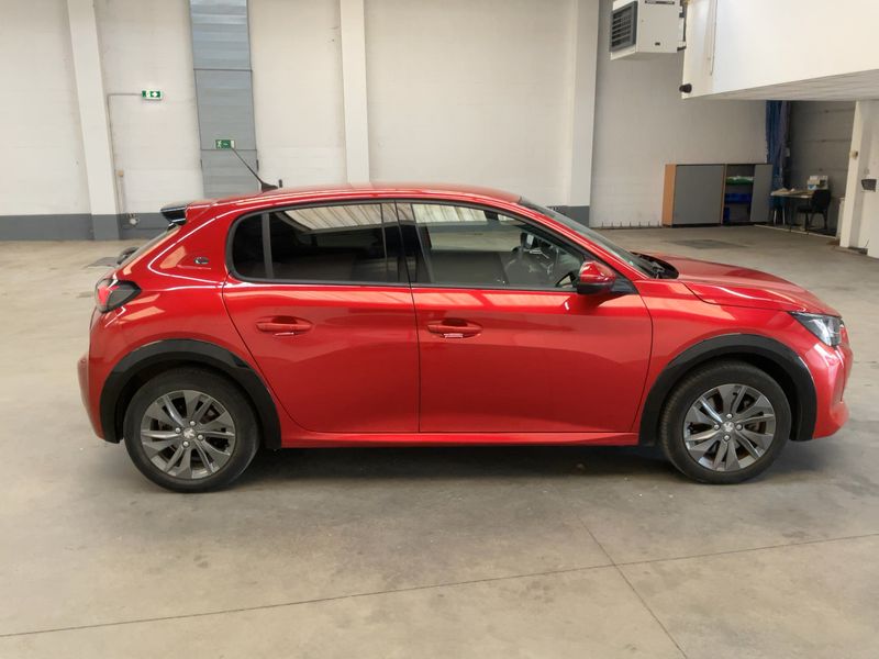 car Peugeot 208 id84679 photo #7