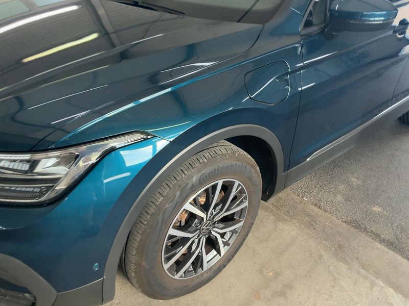 car Volkswagen Tiguan id84752 photo #2