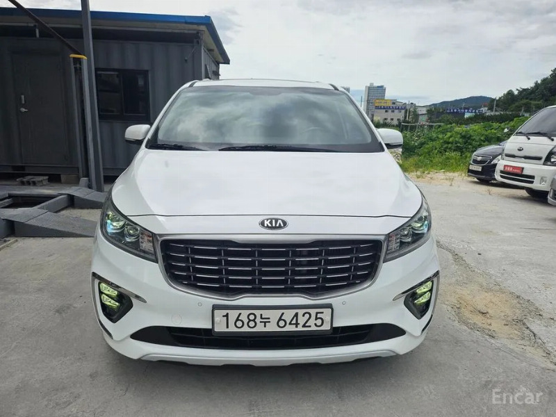 car KIA Carnival id84777 photo #2