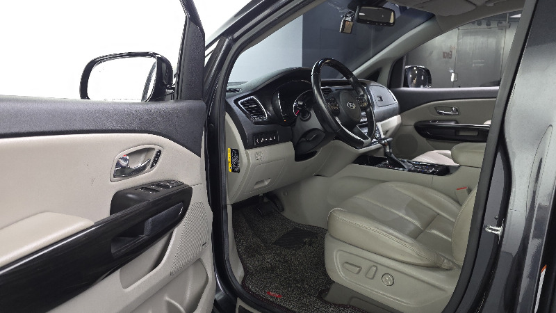 car KIA Carnival id84876 photo #10
