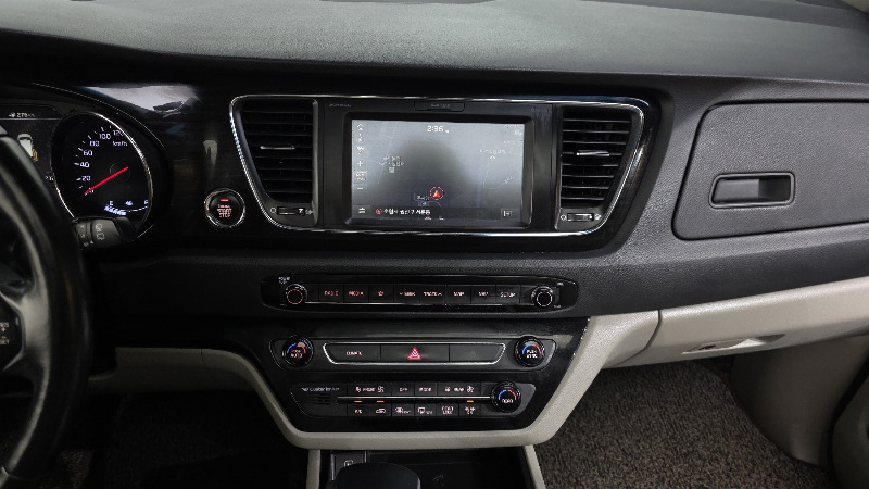 car KIA Carnival id84876 photo #14