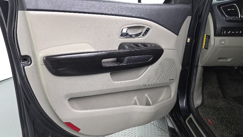 car KIA Carnival id84876 photo #24