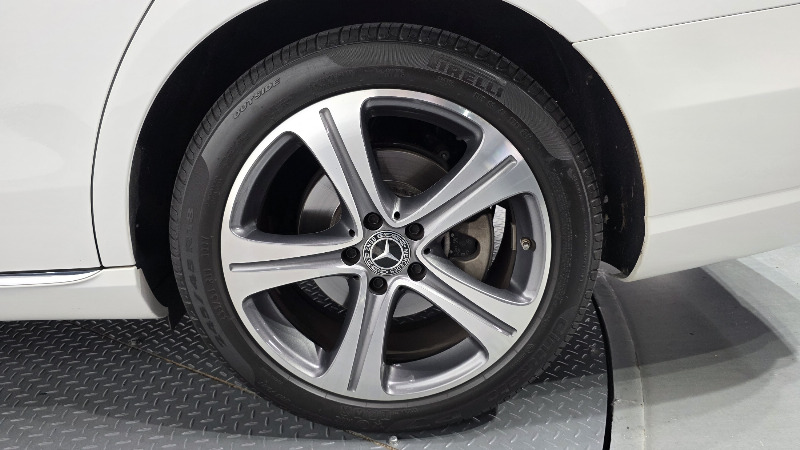 car Mercedes Benz E Class id85014 photo #21