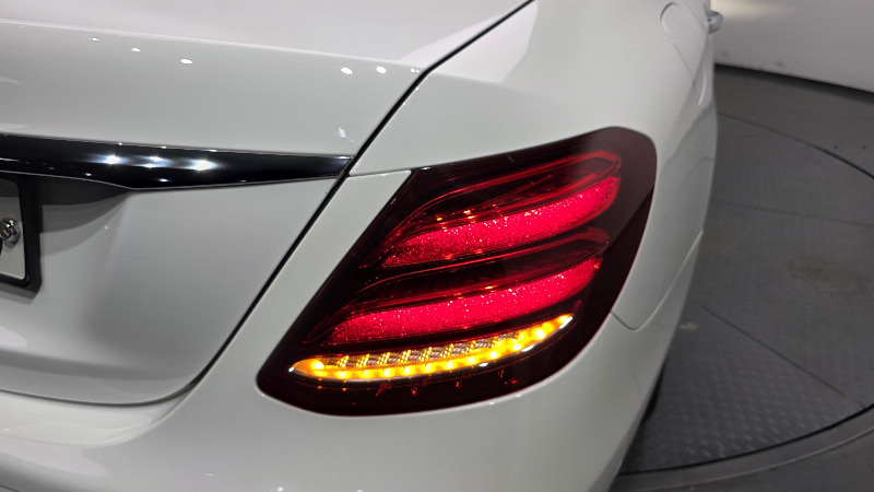 car Mercedes Benz E Class id85014 photo #23