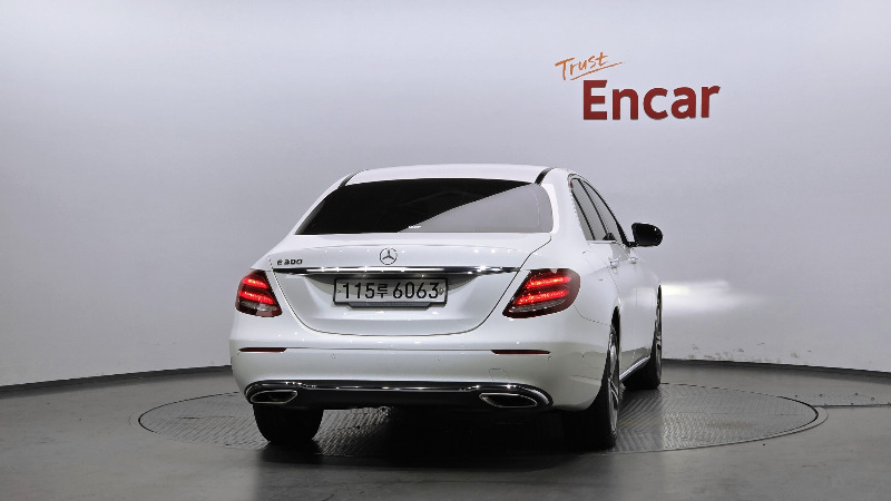 car Mercedes Benz E Class id85014 photo #4
