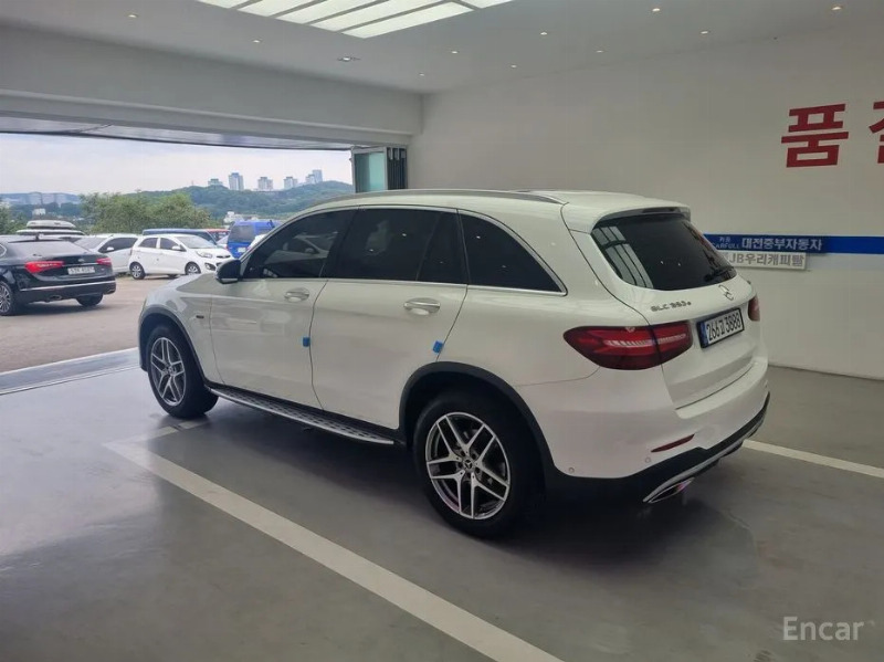 car Mercedes Benz GLC id85103 photo #19