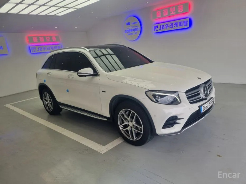 car Mercedes Benz GLC id85103 photo #3
