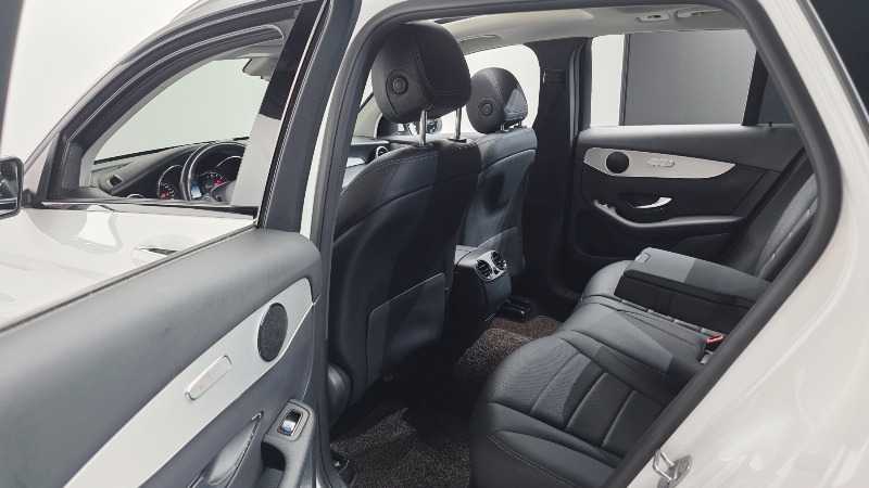 car Mercedes Benz GLC id85105 photo #17