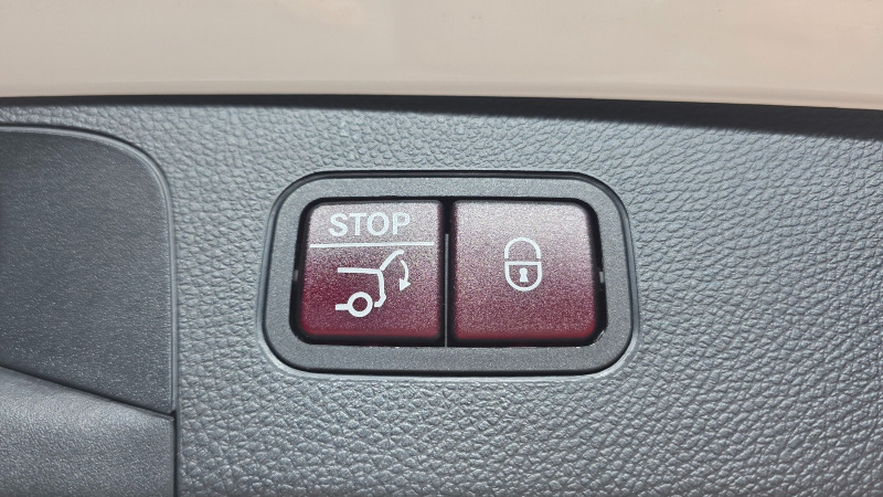 car Mercedes Benz GLC id85105 photo #27