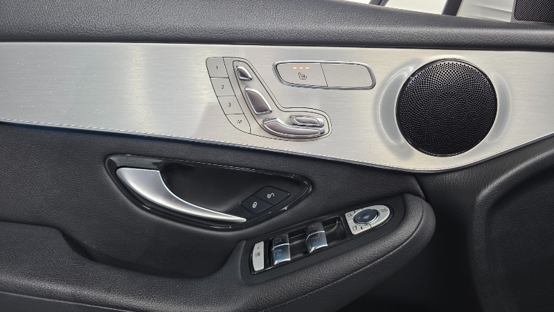 car Mercedes Benz GLC id85105 photo #28