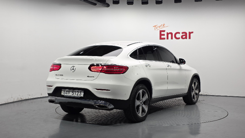 car Mercedes Benz GLC id85106 photo #2