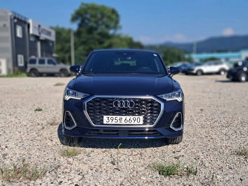 car Audi Q3 id85152 main photo