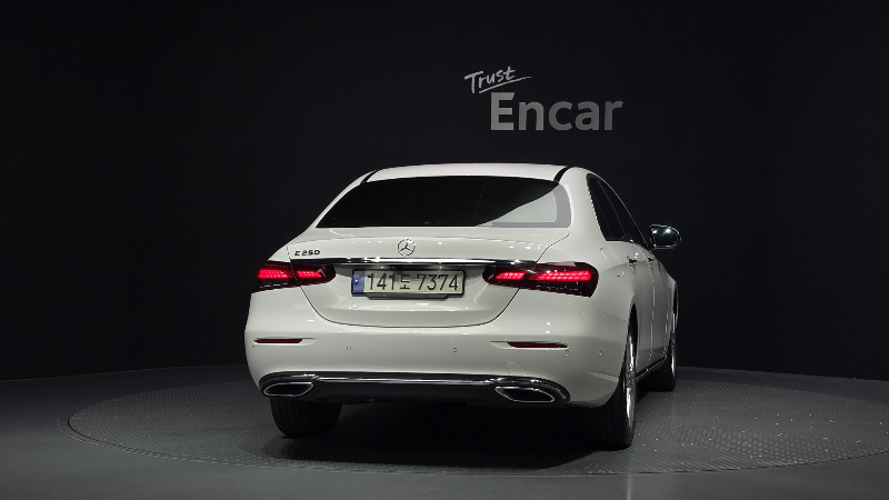 car Mercedes Benz E Class id85174 photo #4