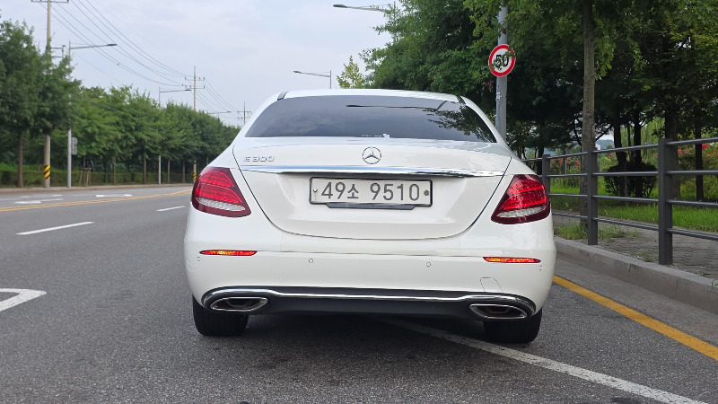 car Mercedes Benz E Class id85177 photo #4
