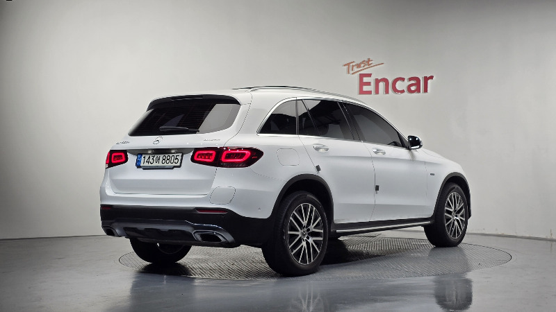 car Mercedes Benz GLC id85220 photo #2