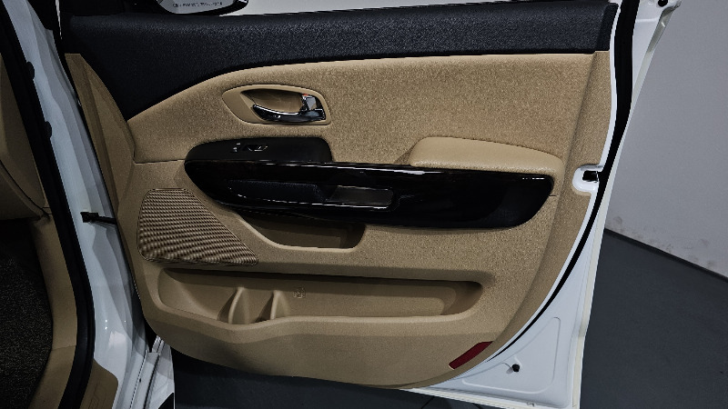 car KIA Carnival id85256 photo #25