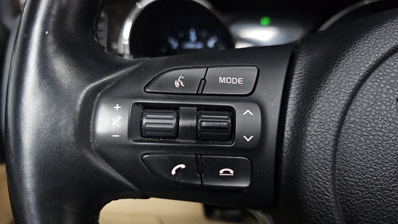car KIA Carnival id85256 photo #29