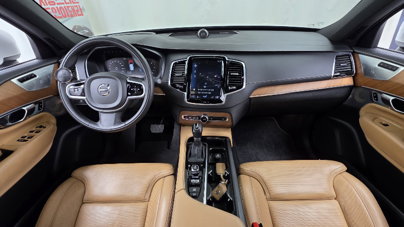 car Volvo XC90 id85320 photo #7