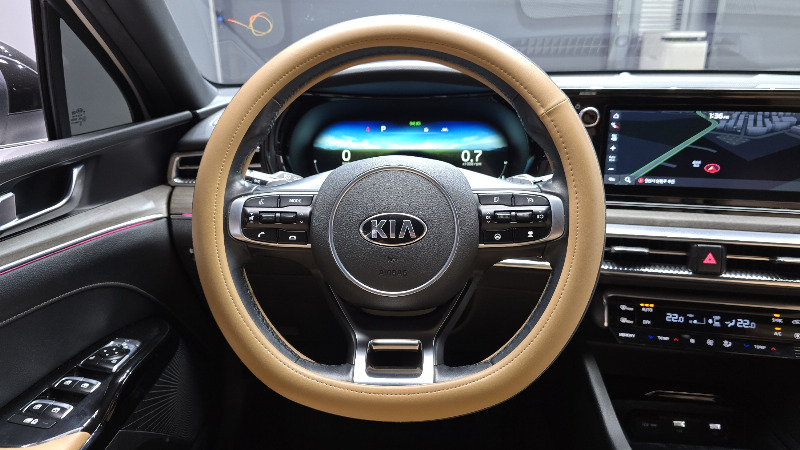 car KIA K5 id85332 photo #12
