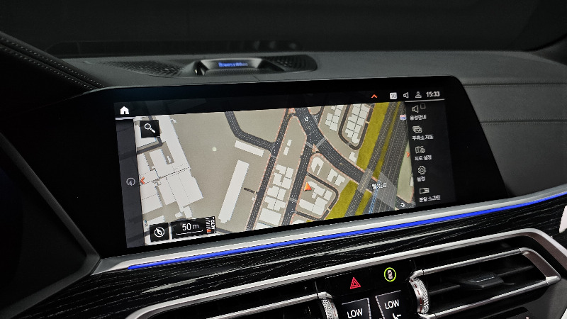car BMW X7 id85346 photo #14