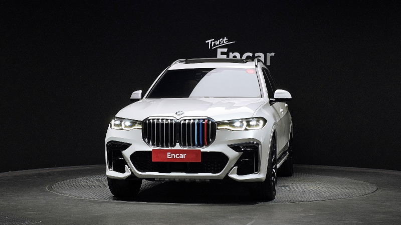 car BMW X7 id85346 photo #3