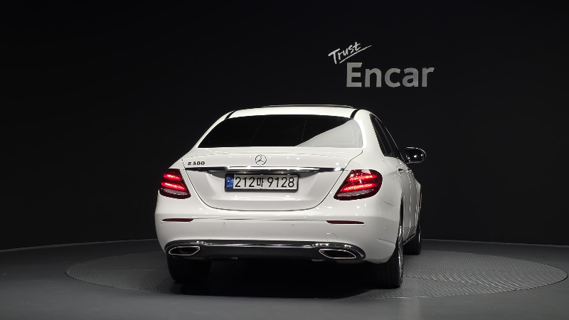 car Mercedes Benz E Class id85375 photo #4