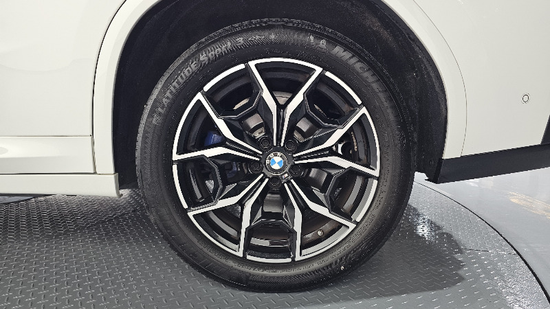 car BMW X4 id85385 photo #21