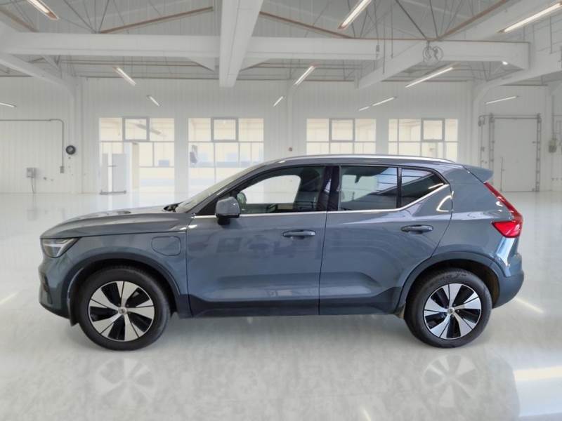 car Volvo XC40 id85437 photo #3