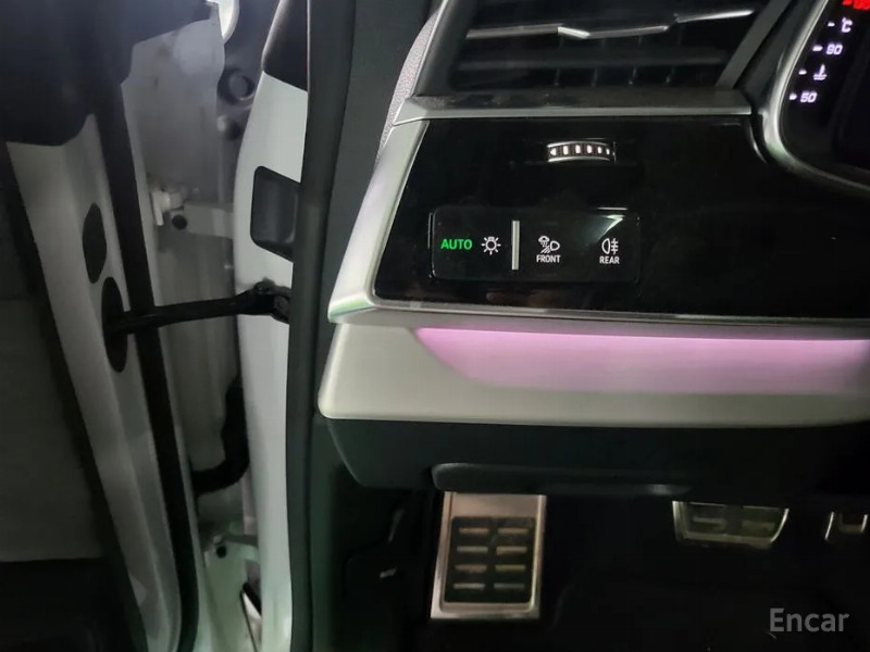 car Audi Q8 id85486 photo #12