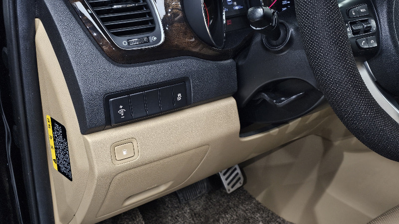 car KIA Carnival id85492 photo #17