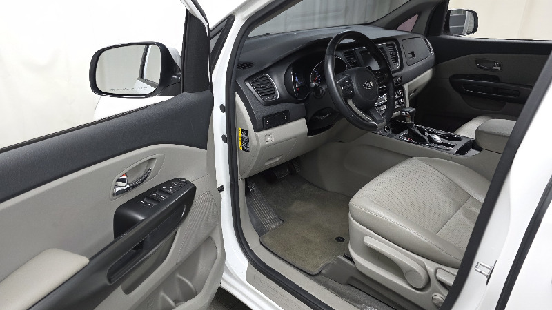 car KIA Carnival id85501 photo #10
