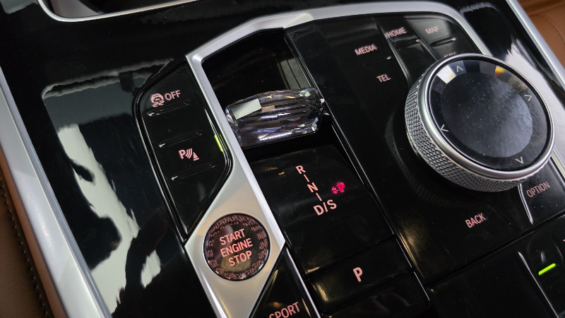 car BMW X7 id85514 photo #9