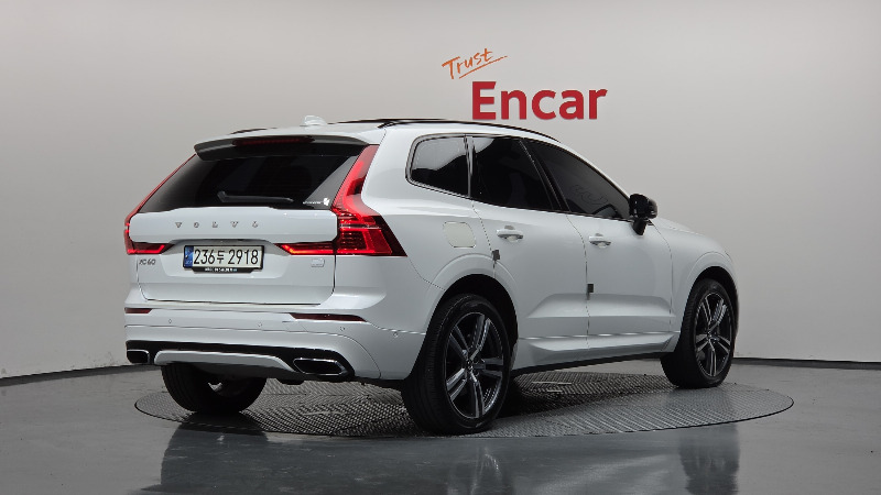 car Volvo XC60 id85517 photo #2