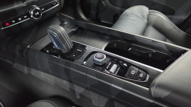 car Volvo XC60 id85517 photo #9