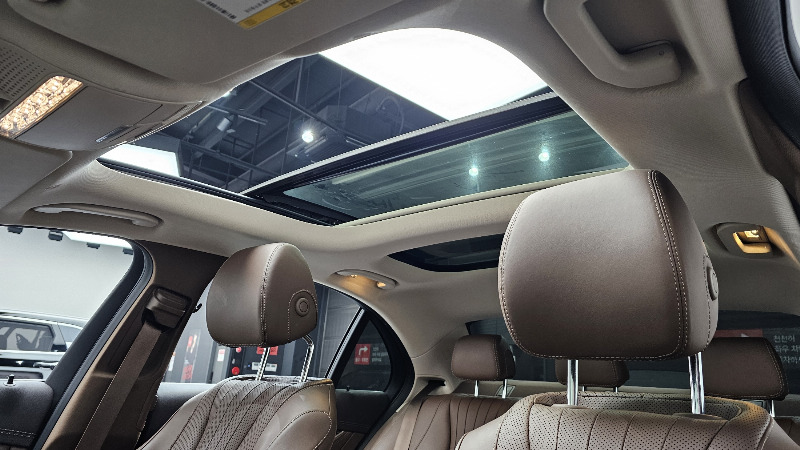 car Mercedes Benz E Class id85553 photo #19