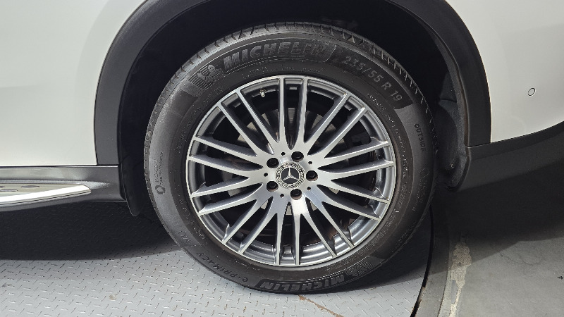 car Mercedes Benz GLC id85571 photo #21