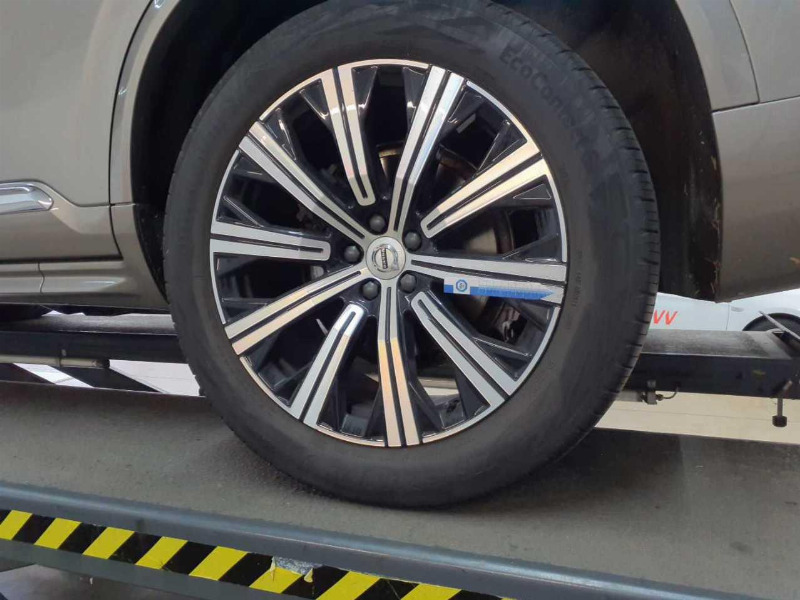 car Volvo XC90 id85575 photo #19