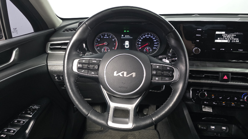 car KIA K5 id85593 photo #12