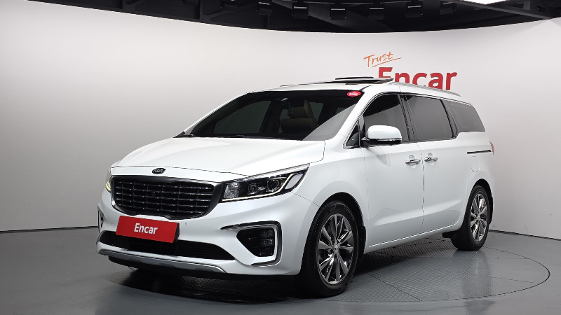 car KIA Carnival id85620 main photo