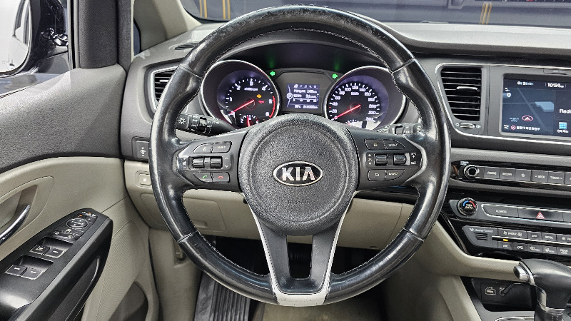 car KIA Carnival id85625 photo #13