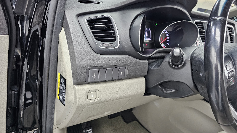 car KIA Carnival id85625 photo #16