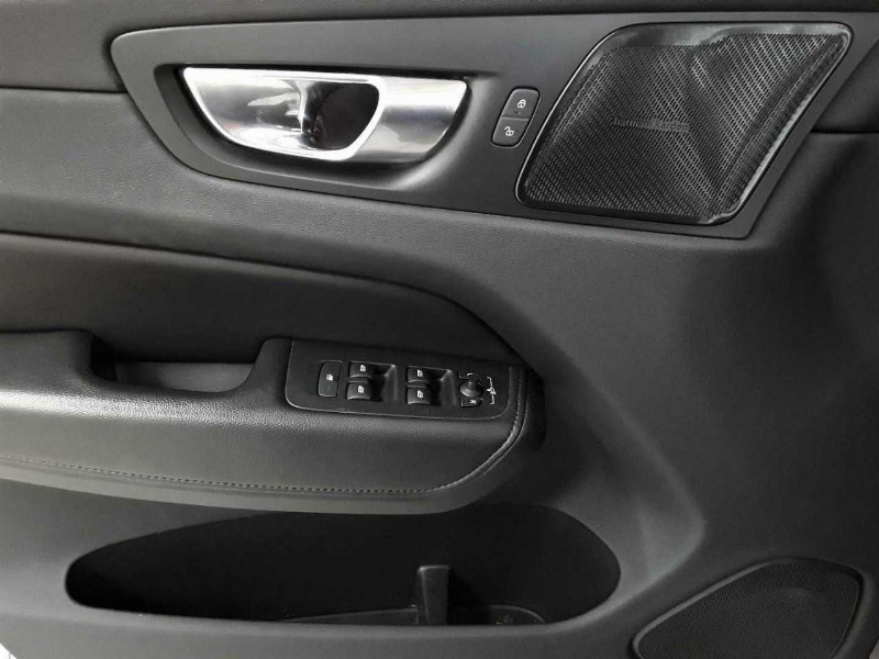 car Volvo XC60 id85629 photo #17