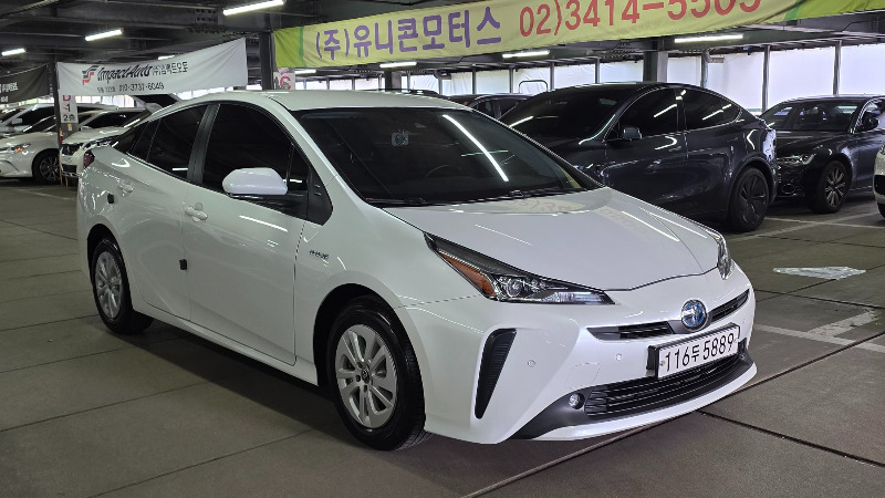 car Toyota Prius id85650 photo #3