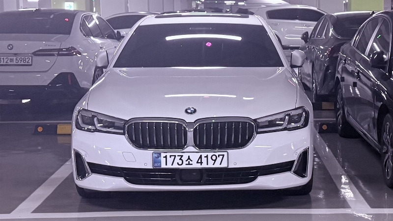 car BMW 5 Series id85670 main photo