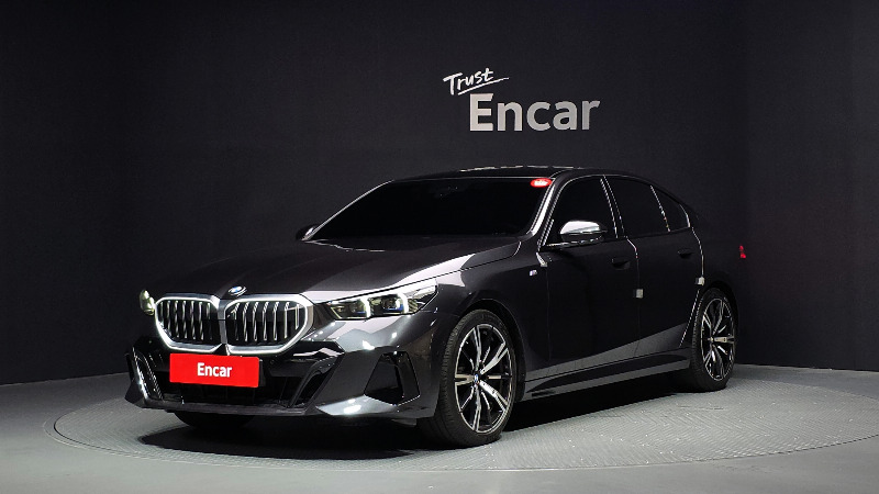 car BMW 5 Series id85997 main photo
