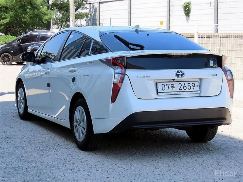 car Toyota Prius id86342 photo #3