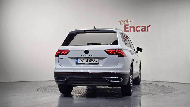 car Volkswagen Tiguan id86610 photo #4