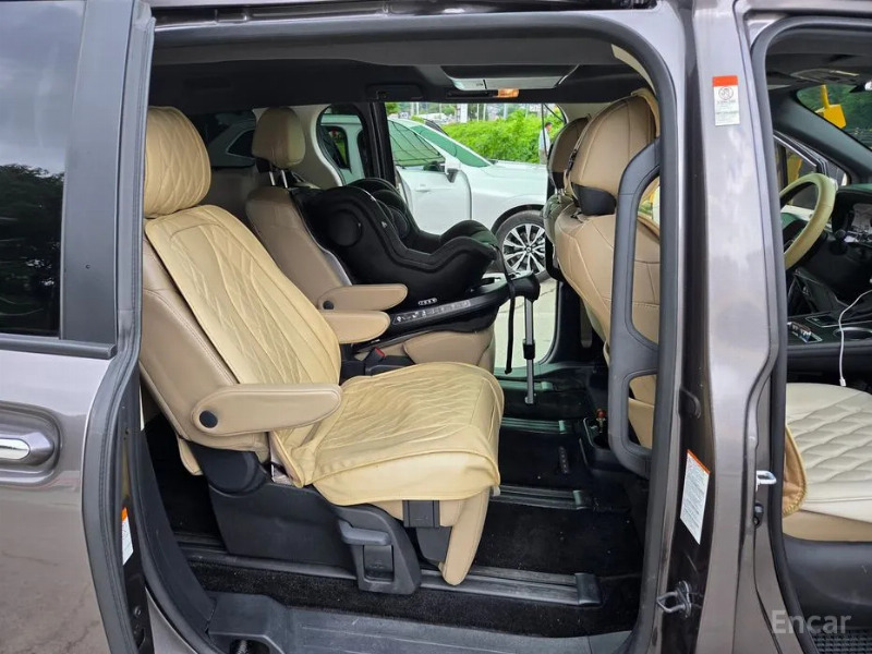 car Toyota Sienna id87018 photo #2