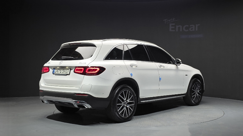 car Mercedes Benz GLC id87251 photo #2
