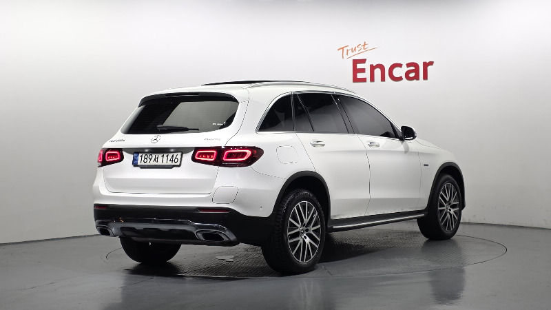 car Mercedes Benz GLC id87347 photo #2
